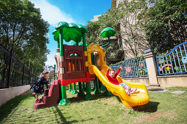 Kids Center Series playground equipment